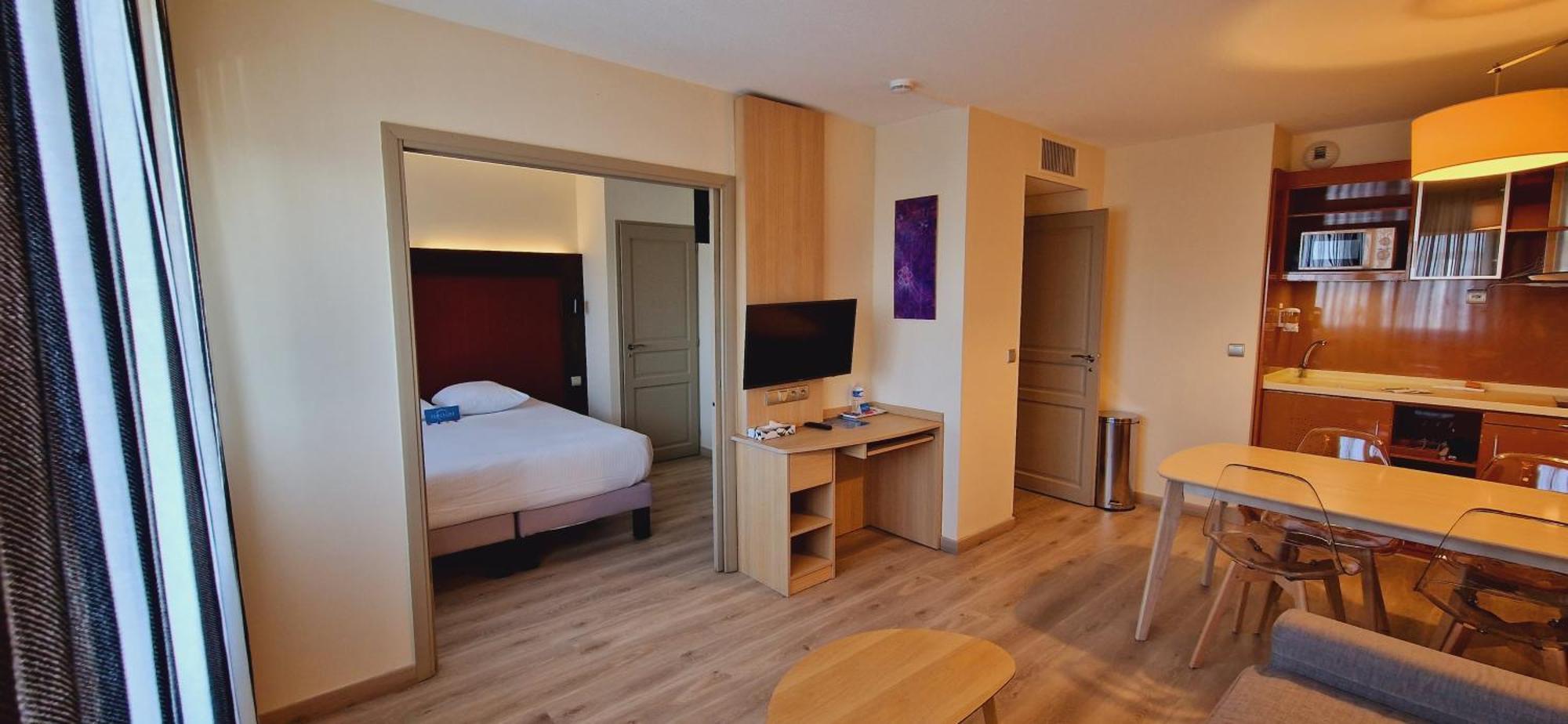 อัปปาร์ตซิตี้ ตูลุส แอโรปอร์ บลาญัก Hotel บลานญัก ภายนอก รูปภาพ